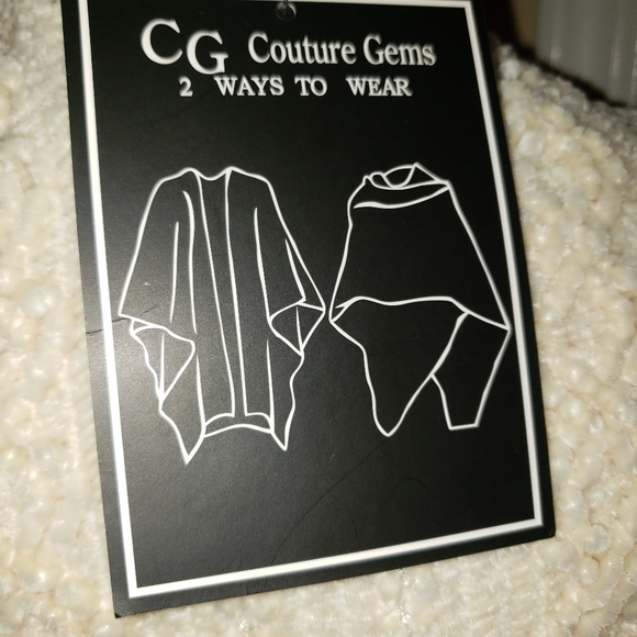 Beautiful Ruana Wrap Couture Gems One Size Cream - Picture 10 of 13